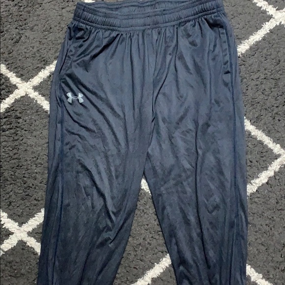 black under armour pants
